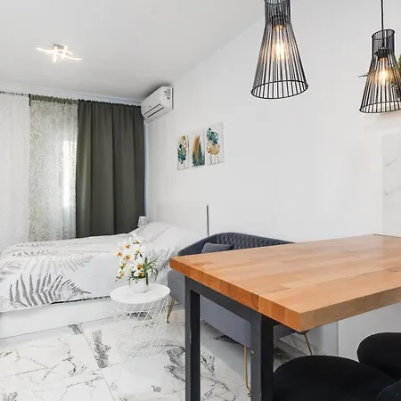Estudio Caballero De Rodas Torrevieja Esterno foto